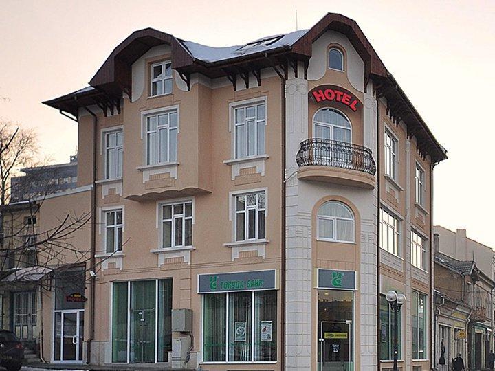 Irish Hotel Шумен Экстерьер фото